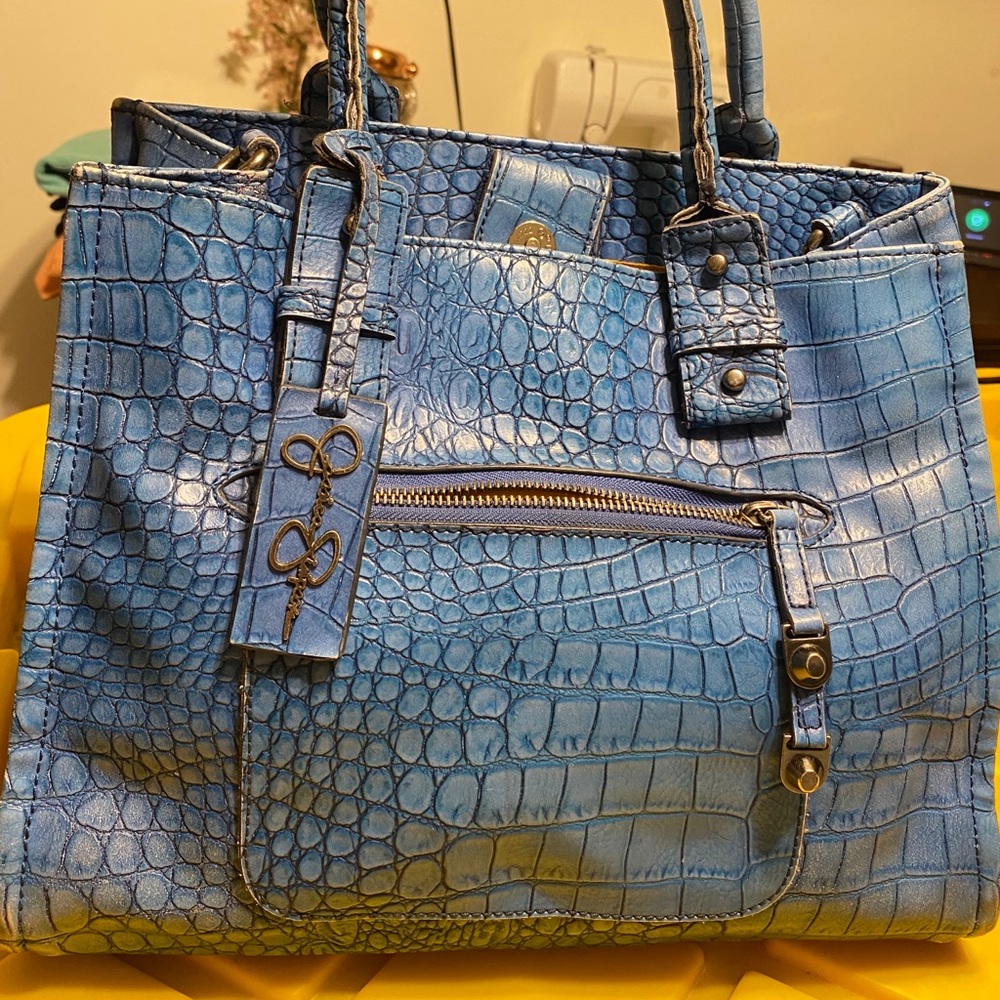 Jessica Simpson purse